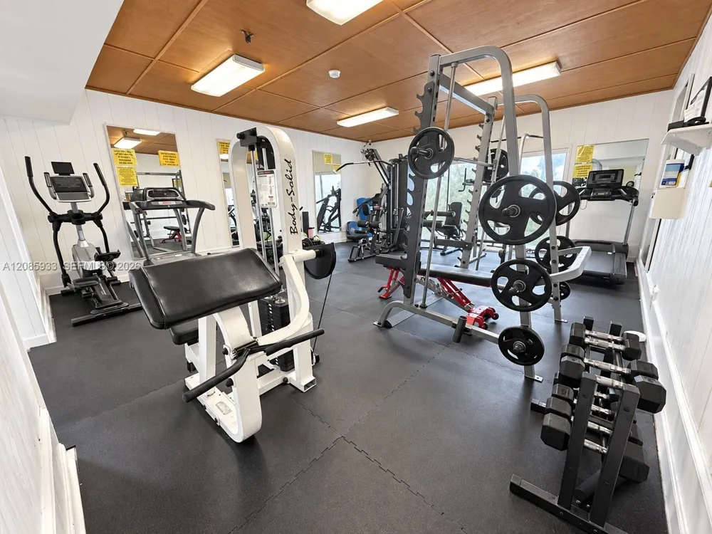 401 NW 43rd St Deerfield Beach, FL 33064