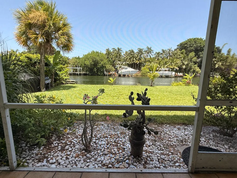 342 Southwind Drive #101 North Palm Beach, FL 33408