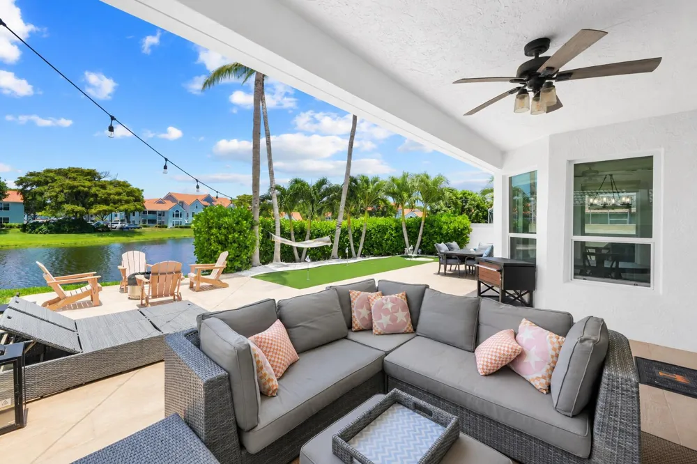 1237 Avondale Lane West Palm Beach, FL 33409