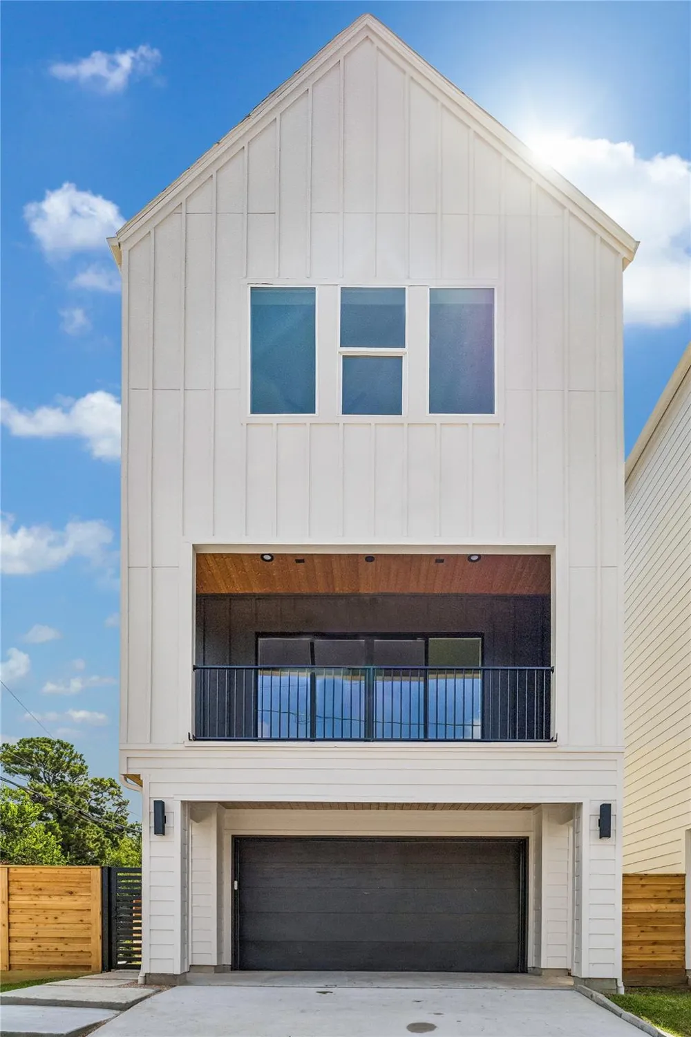 3402 Market Street Houston, TX 77020