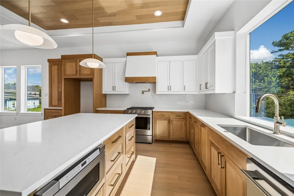 3402 Market Street Houston, TX 77020
