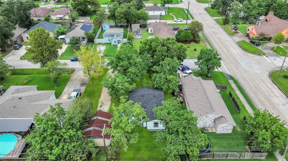 2505 29th Avenue Texas City, TX 77590