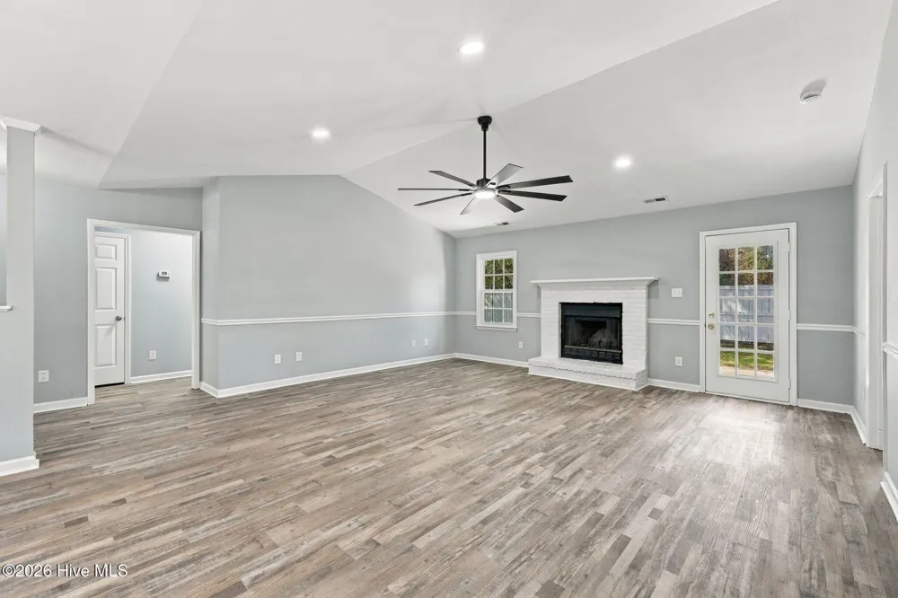 4511 Rivershore Drive New Bern, NC 28560