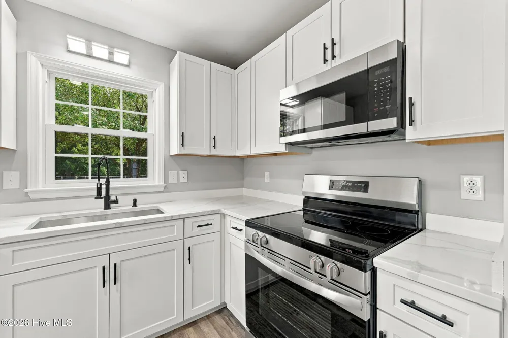 4511 Rivershore Drive New Bern, NC 28560