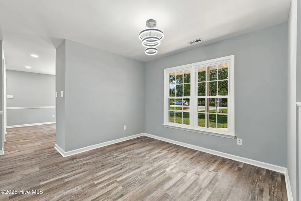 4511 Rivershore Drive New Bern, NC 28560
