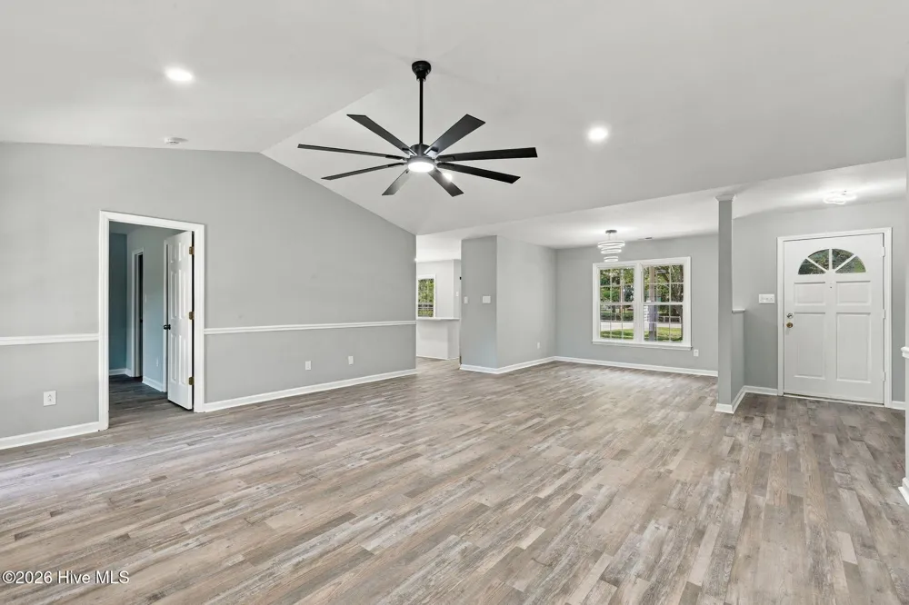4511 Rivershore Drive New Bern, NC 28560