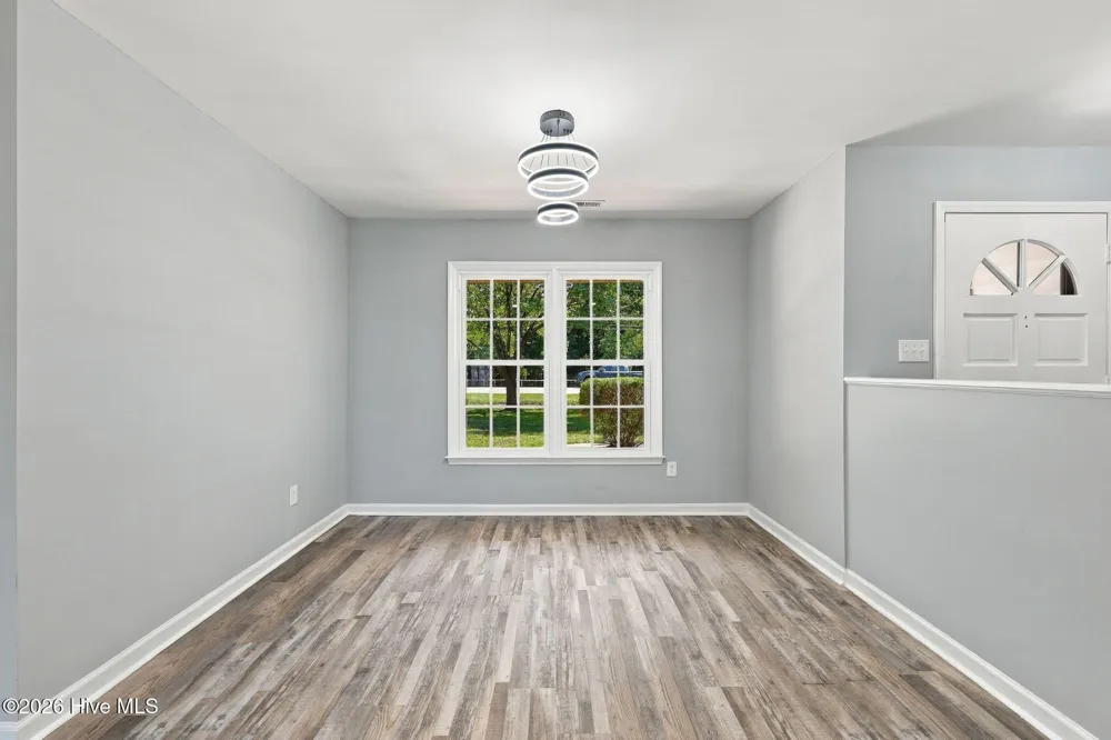 4511 Rivershore Drive New Bern, NC 28560