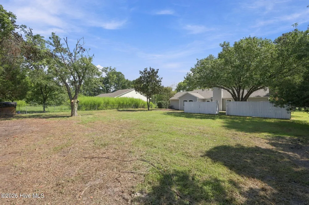 4511 Rivershore Drive New Bern, NC 28560