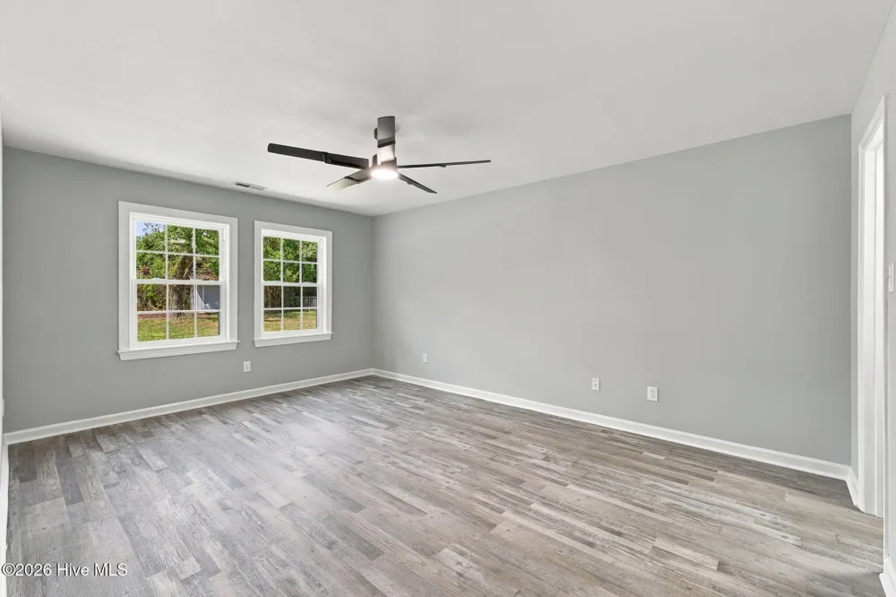 4511 Rivershore Drive New Bern, NC 28560