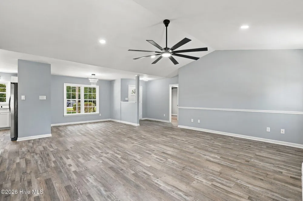 4511 Rivershore Drive New Bern, NC 28560