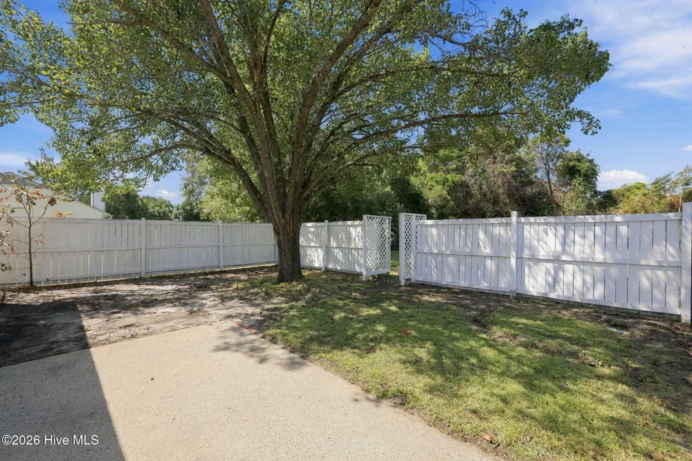 4511 Rivershore Drive New Bern, NC 28560