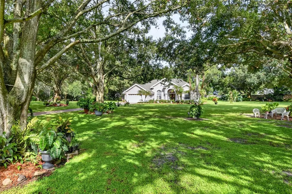 4401 CHAMBLISS ROAD Winter Haven, FL 33884