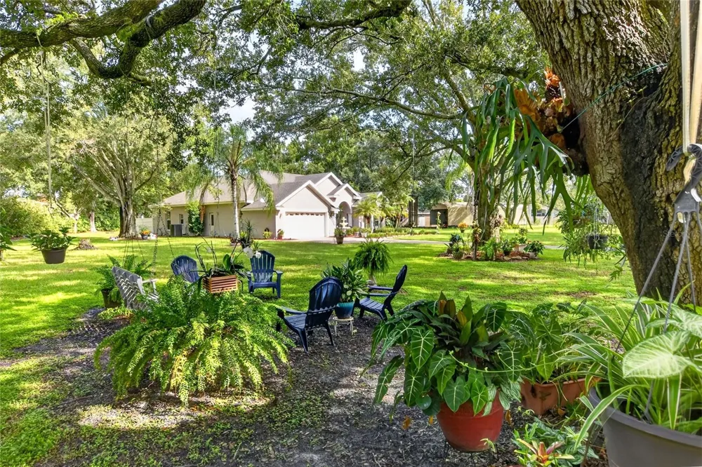 4401 CHAMBLISS ROAD Winter Haven, FL 33884