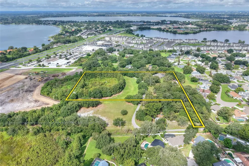 4401 CHAMBLISS ROAD Winter Haven, FL 33884