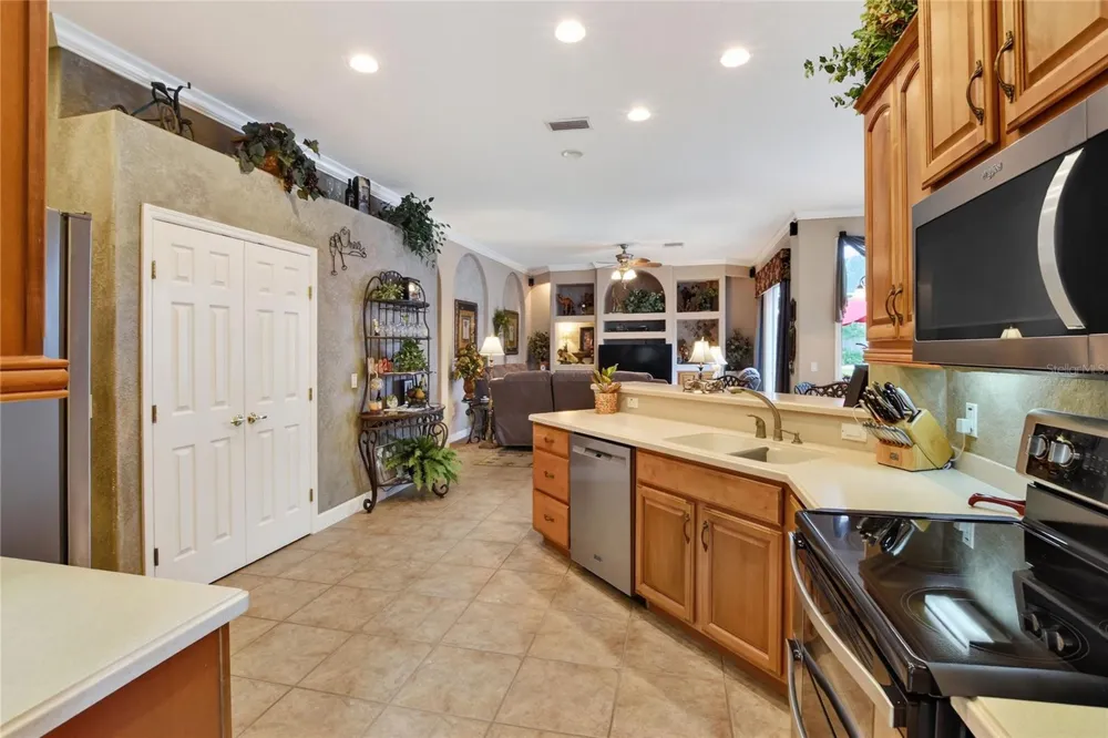 4401 CHAMBLISS ROAD Winter Haven, FL 33884