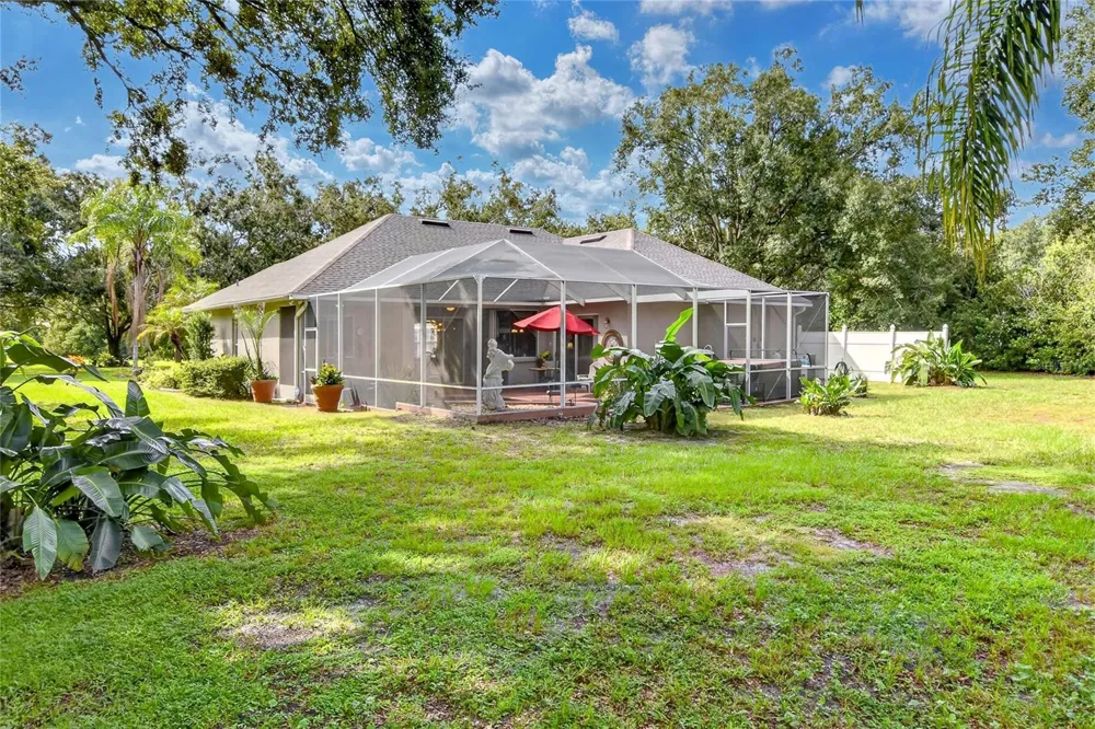 4401 CHAMBLISS ROAD Winter Haven, FL 33884