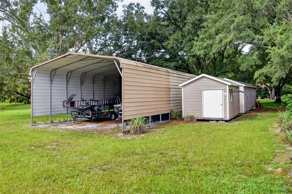 4401 CHAMBLISS ROAD Winter Haven, FL 33884