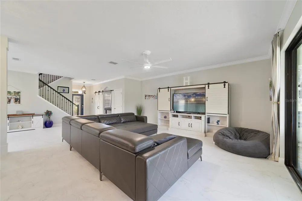 1456 MICKELSON COURT Davenport, FL 33896