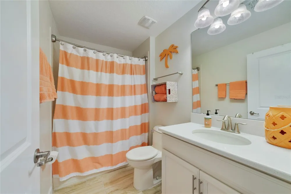1456 MICKELSON COURT Davenport, FL 33896
