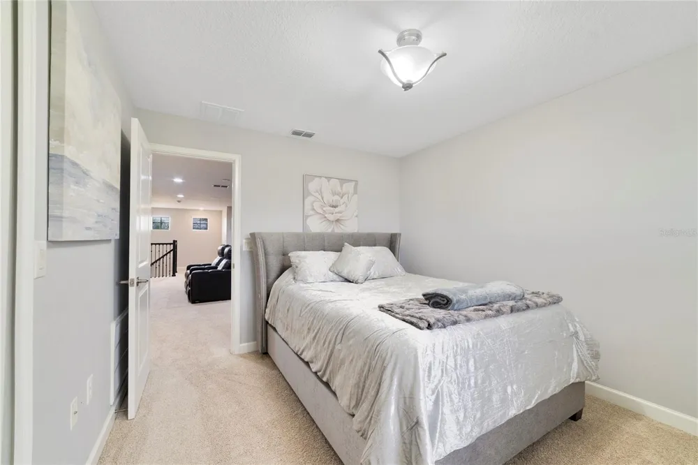 1456 MICKELSON COURT Davenport, FL 33896
