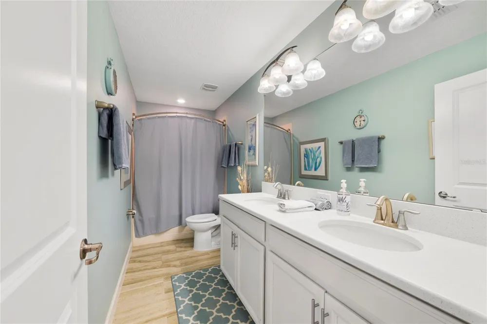 1456 MICKELSON COURT Davenport, FL 33896