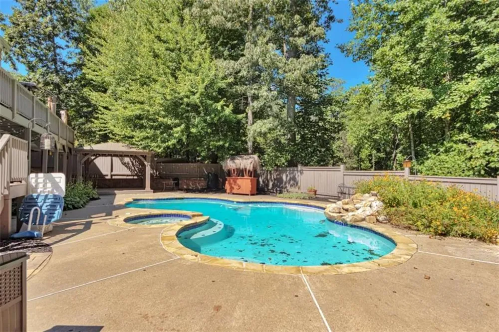 1421 Castlebrooke Way Marietta, GA 30066