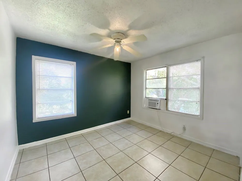 1138 4th Avenue #1140 Texas City, TX 77590