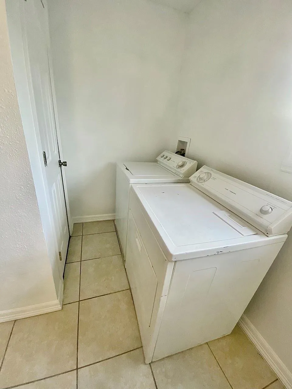 1138 4th Avenue #1140 Texas City, TX 77590