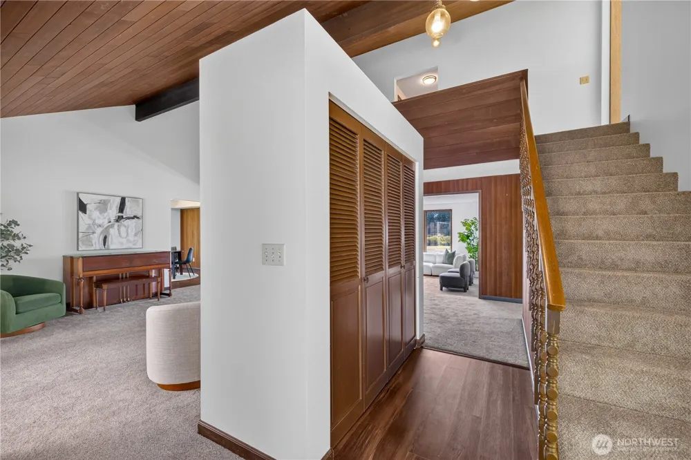 1950 Stick Point Lane Oak Harbor, WA 98277