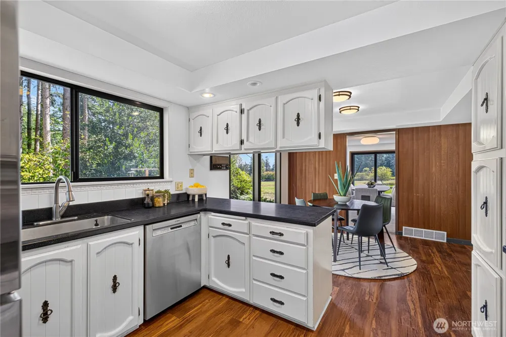 1950 Stick Point Lane Oak Harbor, WA 98277