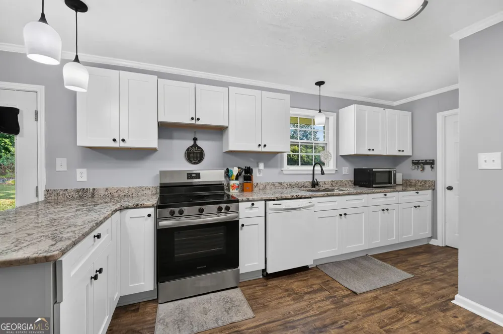 329 Dale DR Griffin, GA 30223