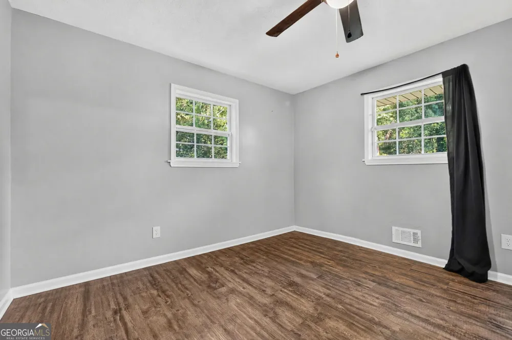 329 Dale DR Griffin, GA 30223
