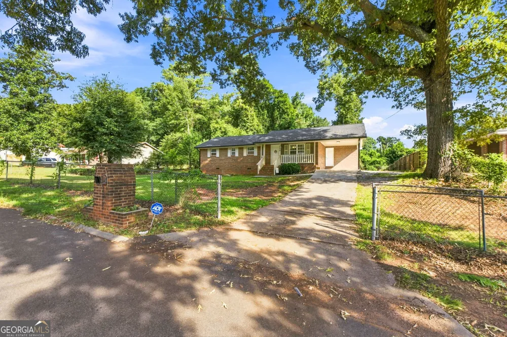 329 Dale DR Griffin, GA 30223