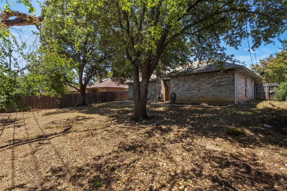 2709 Typhon Drive Grand Prairie, TX 75052