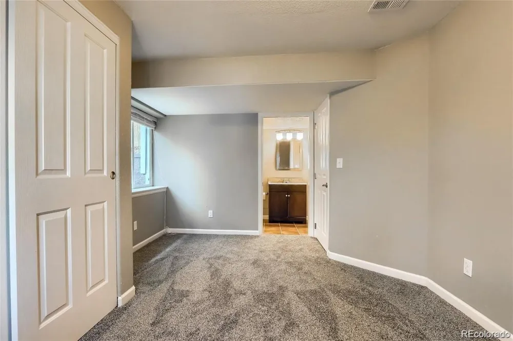 5289 Windflower Lane Highlands Ranch, CO 80130