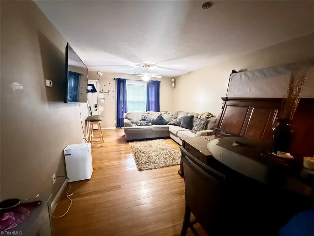 7 Portside Court Greensboro, NC 27406