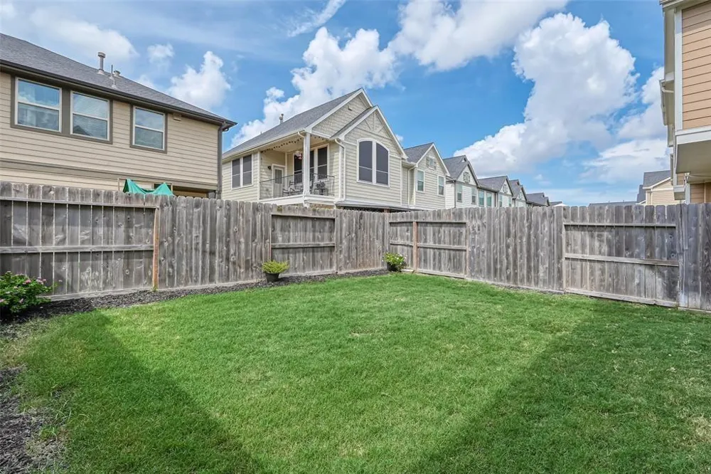 5542 Sallow Bay Lane Fulshear, TX 77441