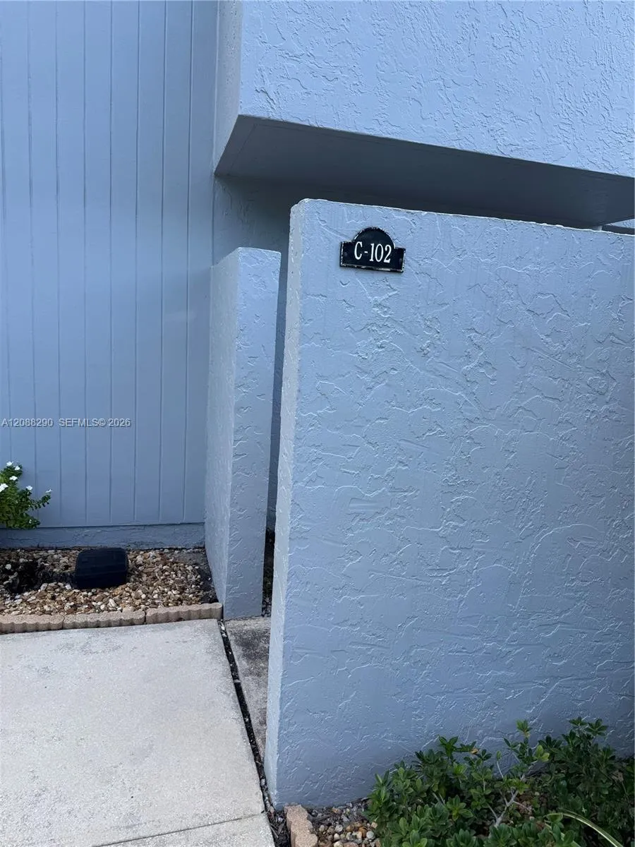 25 Deer Creek Rd #C102 Deerfield Beach, FL 33442