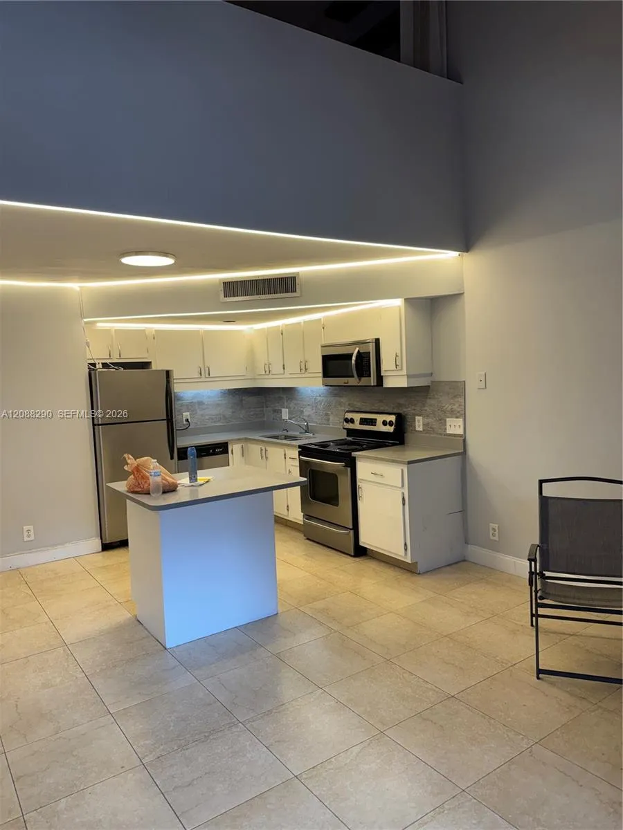 25 Deer Creek Rd #C102 Deerfield Beach, FL 33442