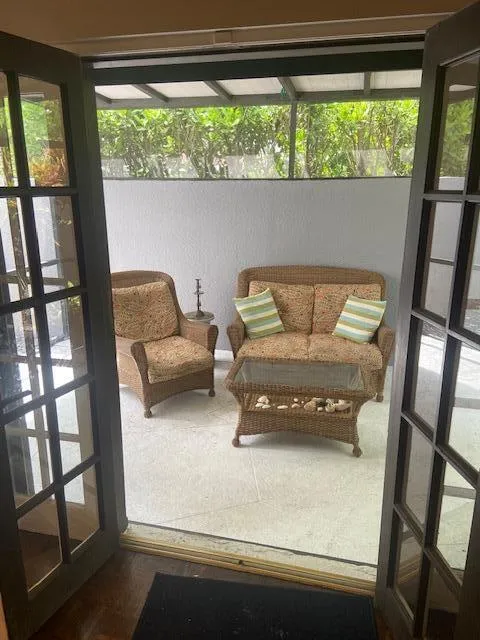 6995 SW 67TH AVENUE South Miami, FL 33143