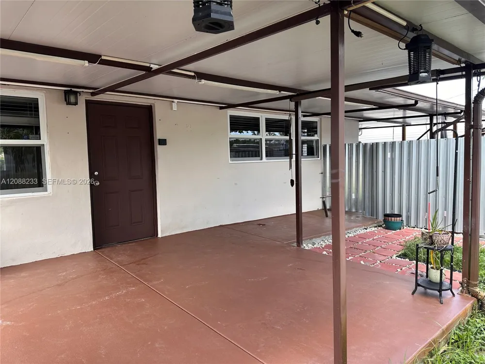 7050 SW 5th Ct #0 Pembroke Pines, FL 33023