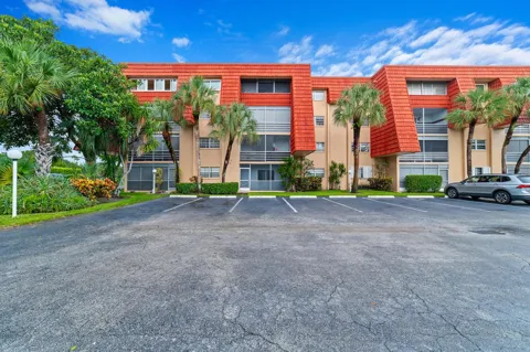 22615 SW 66TH AVENUE #307