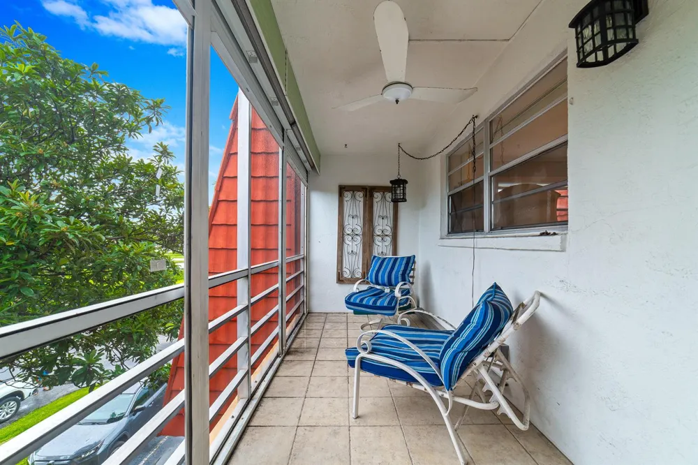 22615 SW 66TH AVENUE #307 Boca Raton, FL 33428
