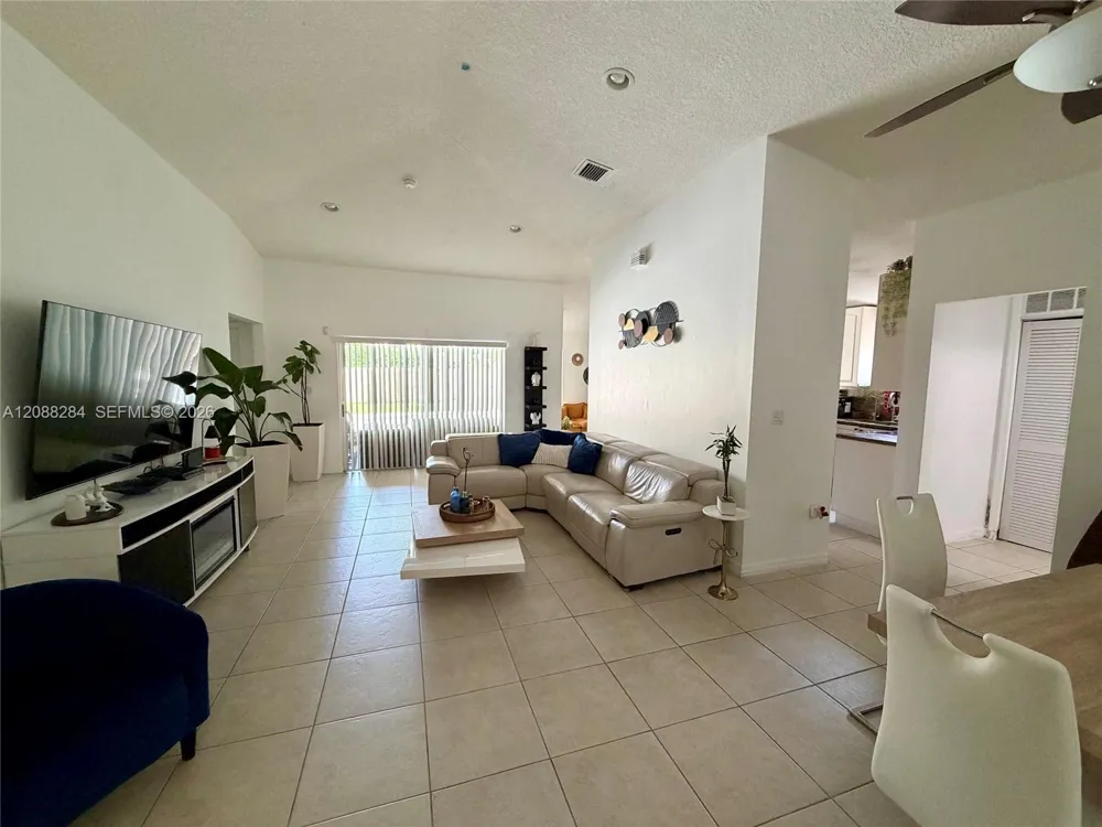 1735 NE 36th Ave #0 Homestead, FL 33033