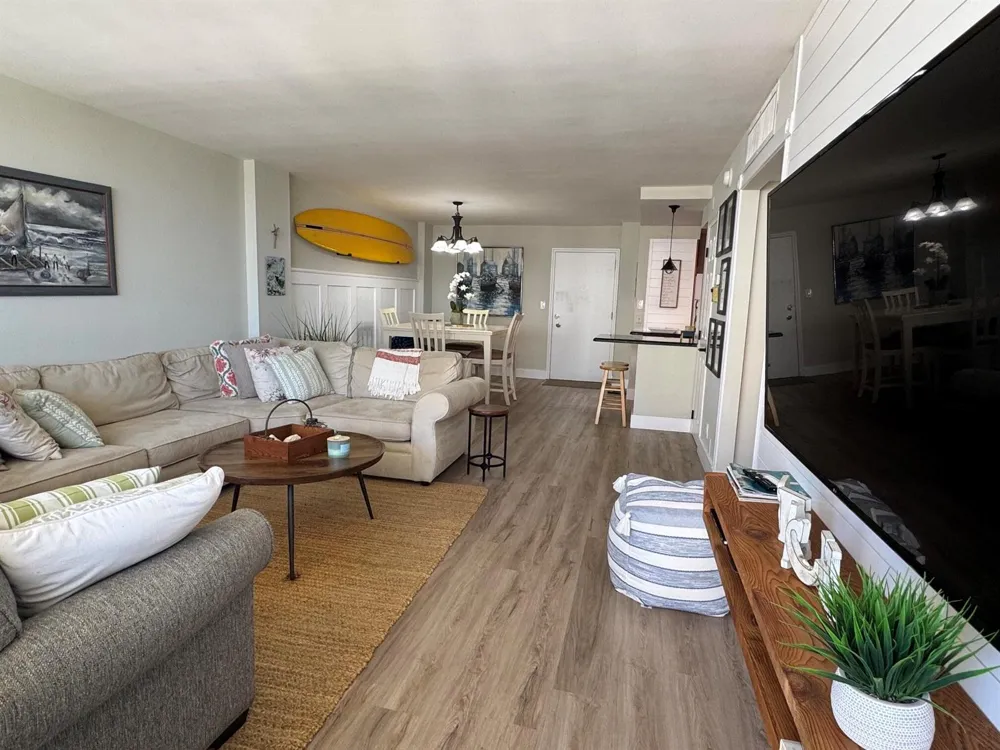 305 POMPANO BEACH BOULEVARD #707 Pompano Beach, FL 33062