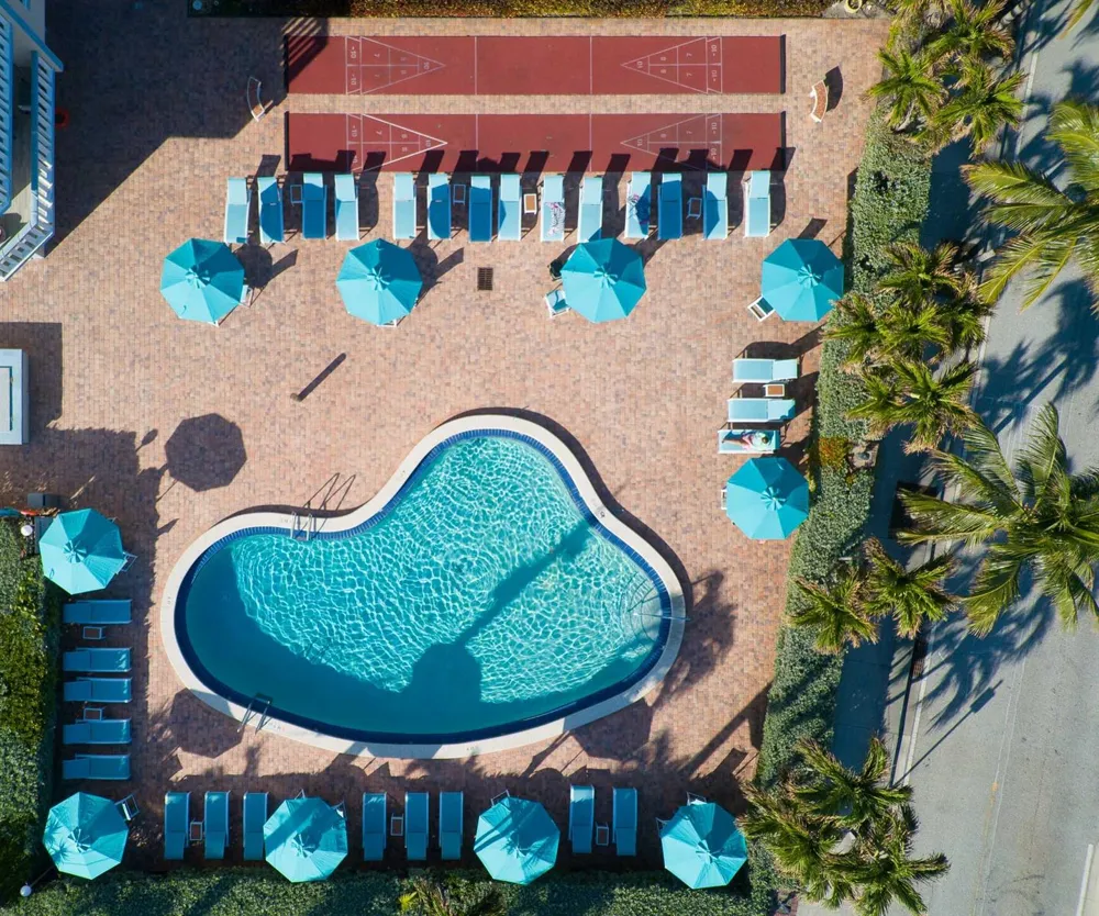 305 POMPANO BEACH BOULEVARD #707 Pompano Beach, FL 33062
