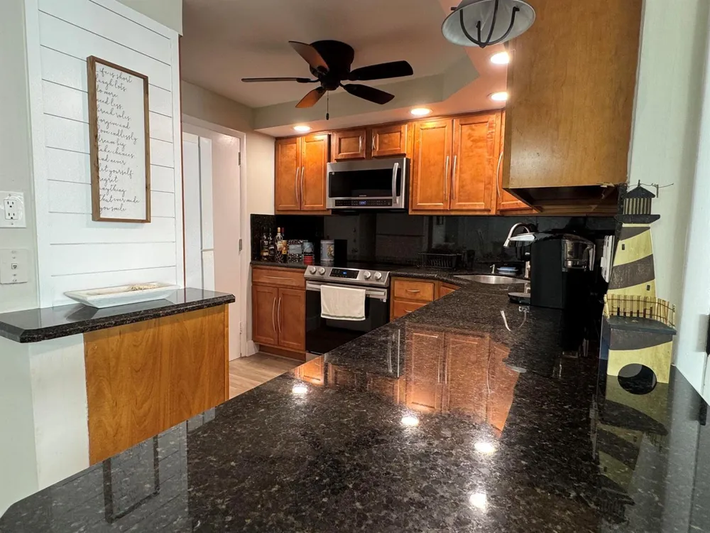 305 POMPANO BEACH BOULEVARD #707 Pompano Beach, FL 33062
