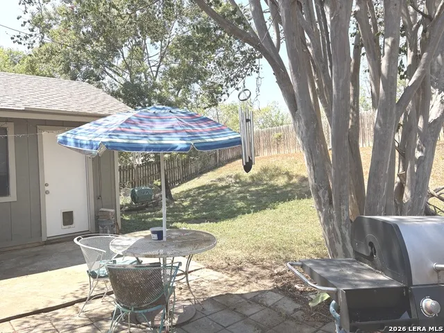 5803 MISTY GLN San Antonio, TX 78247