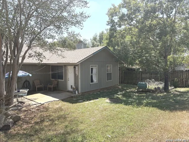 5803 MISTY GLN San Antonio, TX 78247