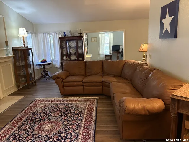 5803 MISTY GLN San Antonio, TX 78247